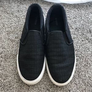 Slip on sneakers